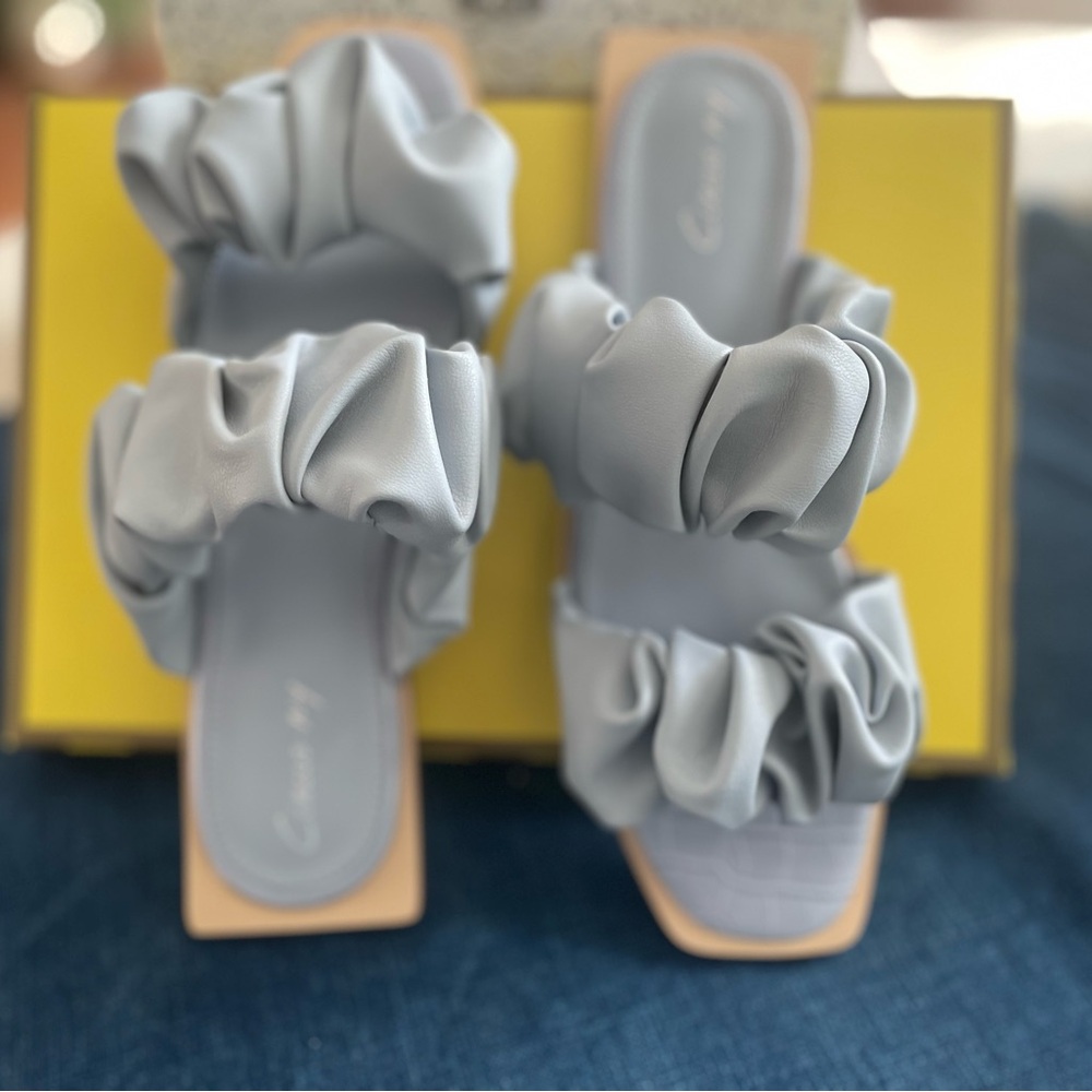 NEW Circus by Sam Edelman Green Slide Sandals with Ruched Design 8M